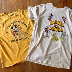 Disney Mickey & Friends/Hang With My Dog T-Shirt Lot Size M Youth Retro Look